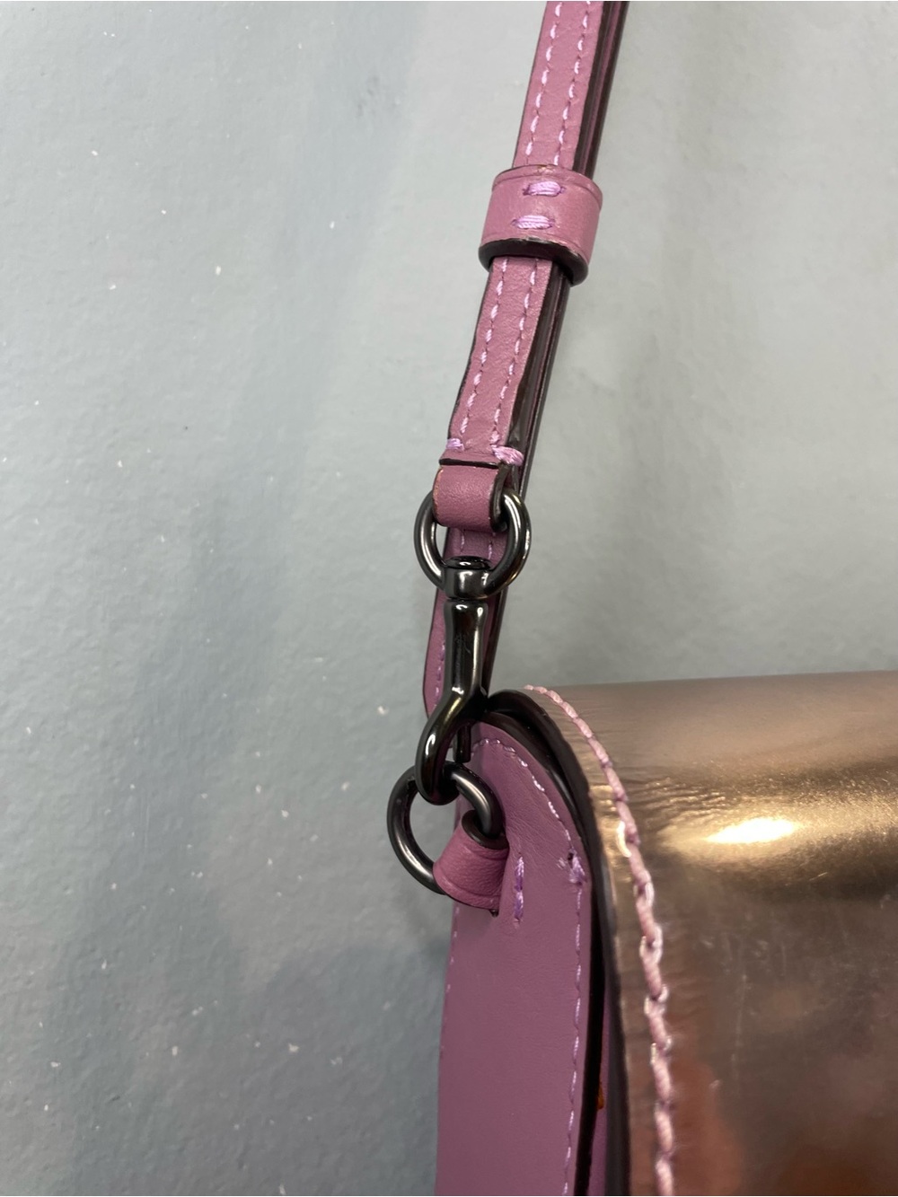 Coach Metallic Rose 1941 Dinky - Picture 11 of 15